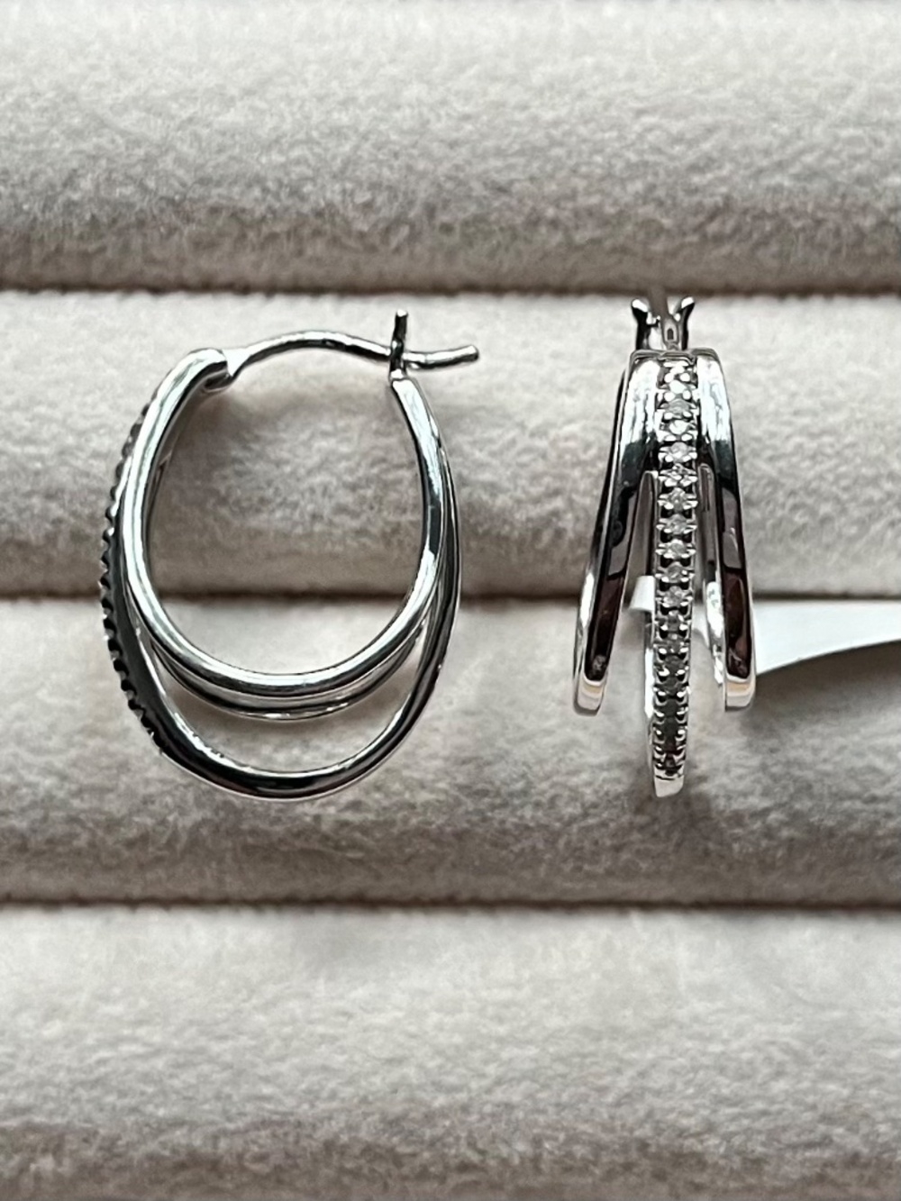 E047 | Natural Diamond Three Row Hoops